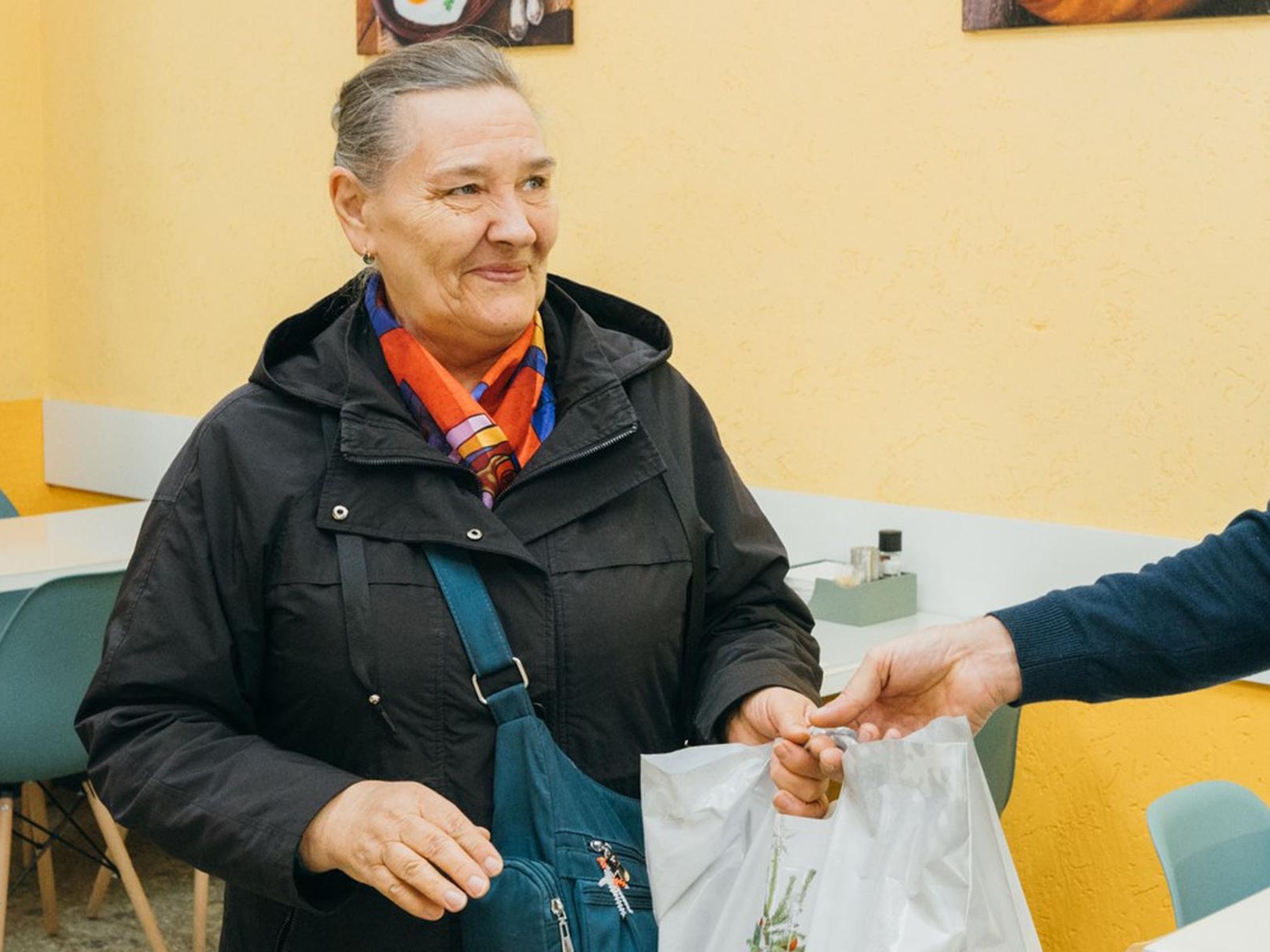 Поможем одиноким пенсионерам закупить продукты на январь