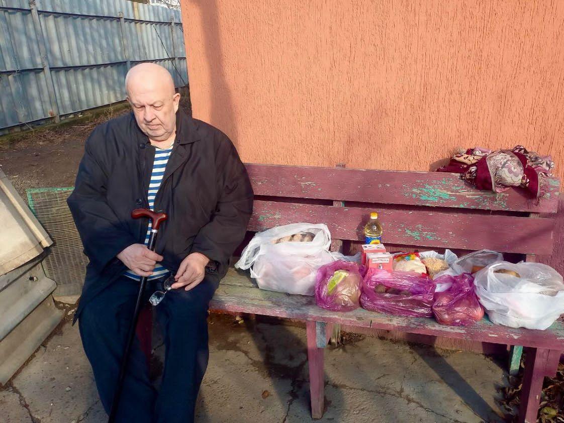 Помощь на февраль: соберём продуктовые наборы для  нуждающихся стариков