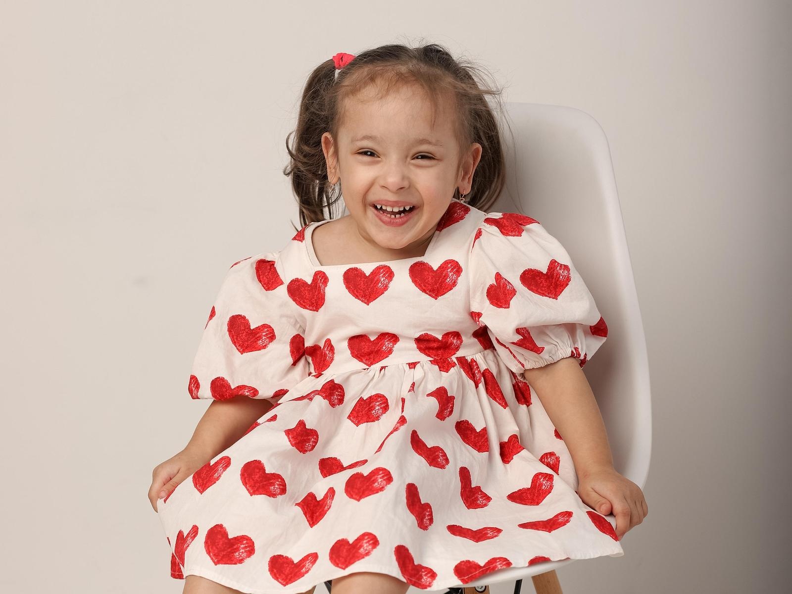 Taisiya has cerebral palsy – she needs swimming lessons after the surgery!