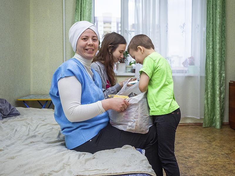 Поддержим малоимущих многодетных родителей продуктовыми наборами