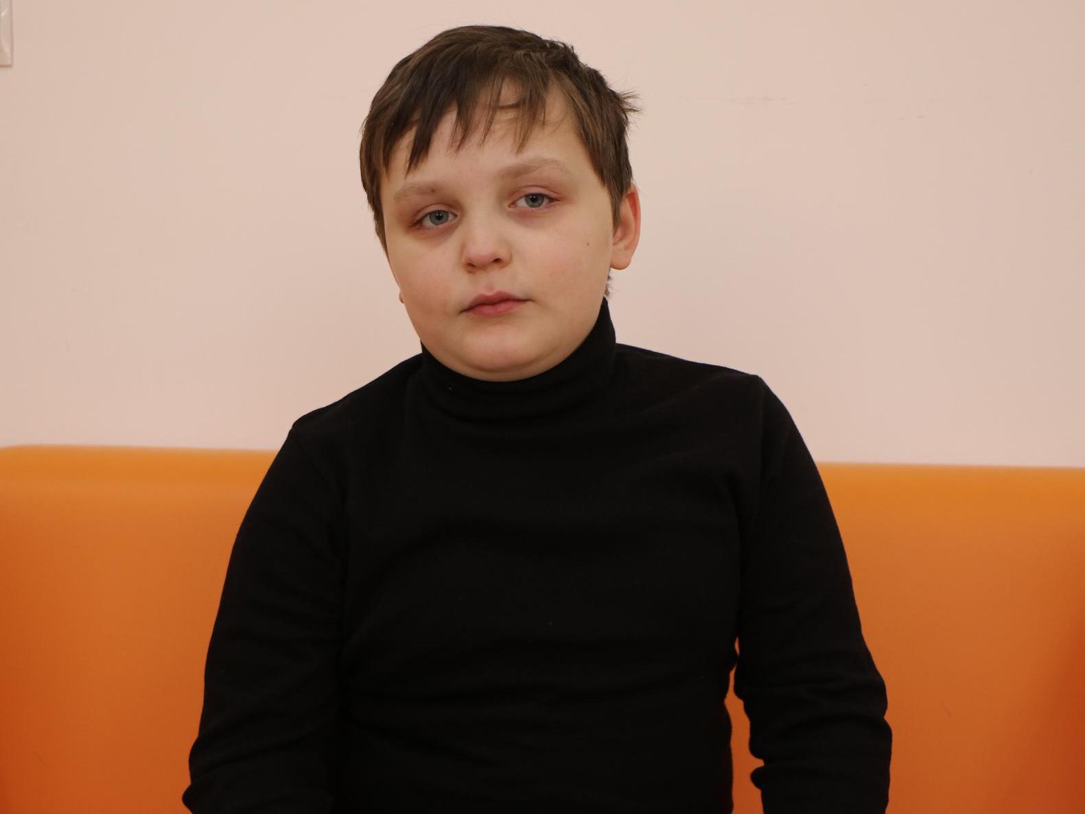 У Абдул-Малика ДЦП. Ему предстоит очередной курс реабилитации