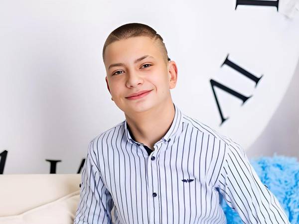 У Кирилла ДЦП. Ему нужна реабилитация, чтобы научиться ходить!