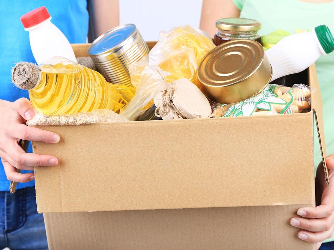 Fundraising to buy food for those in need during Holly Ramadan