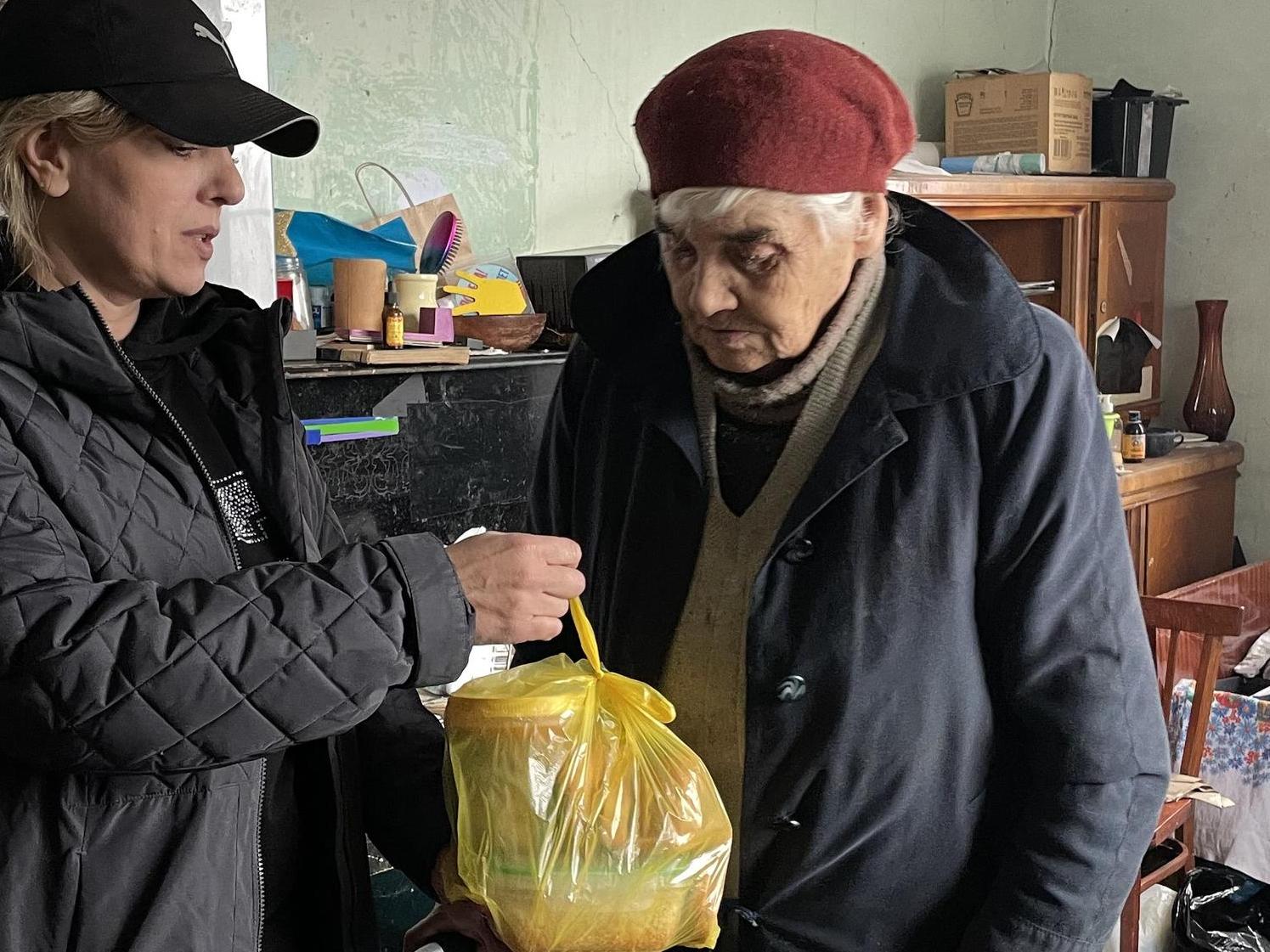 Накормим питательными обедами одиноких пожилых людей, оказавшихся в трудной жизненной ситуации!