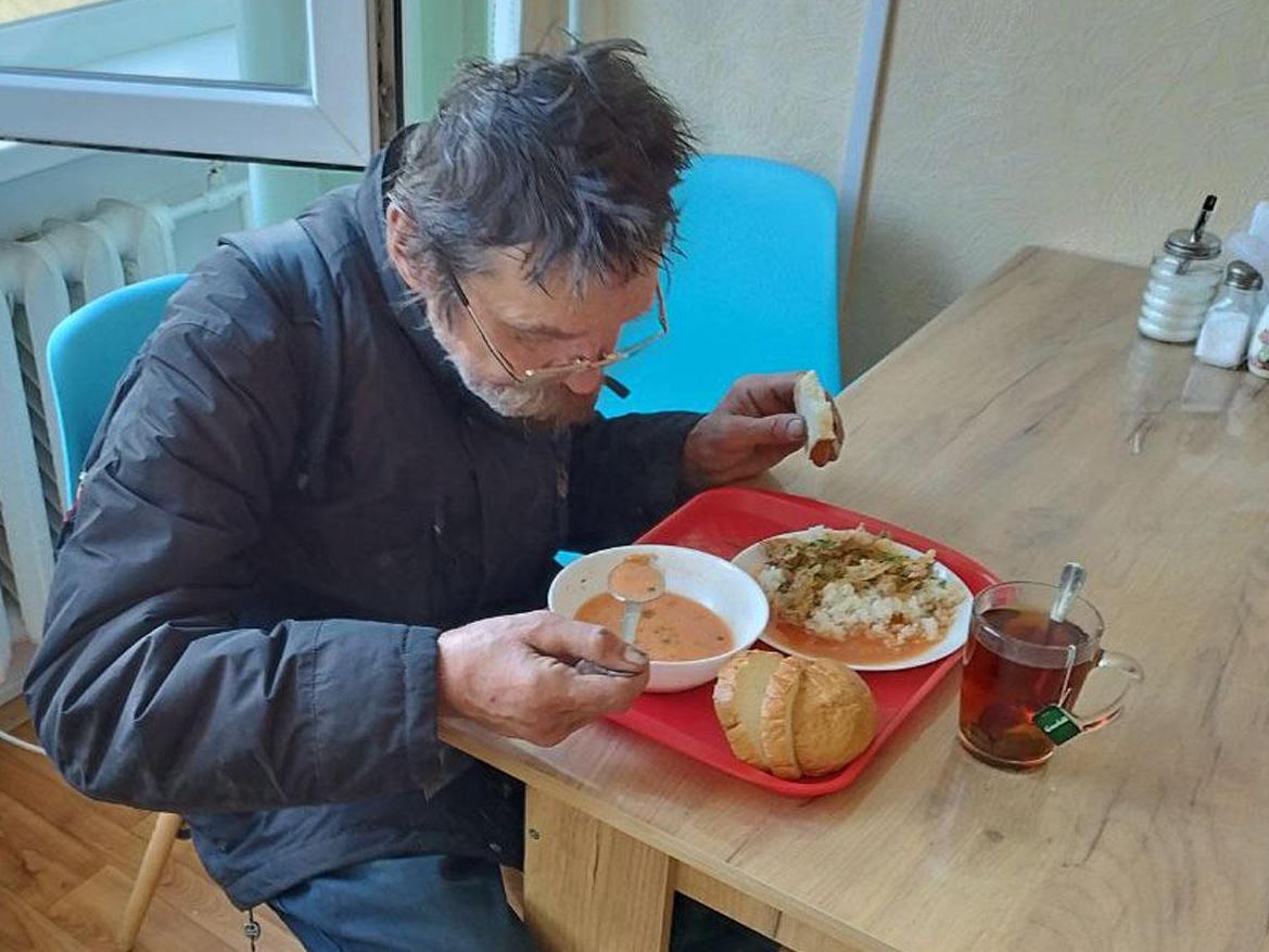 Поможем накормить 40 нуждающихся пожилых людей горячей едой из кухни фонда