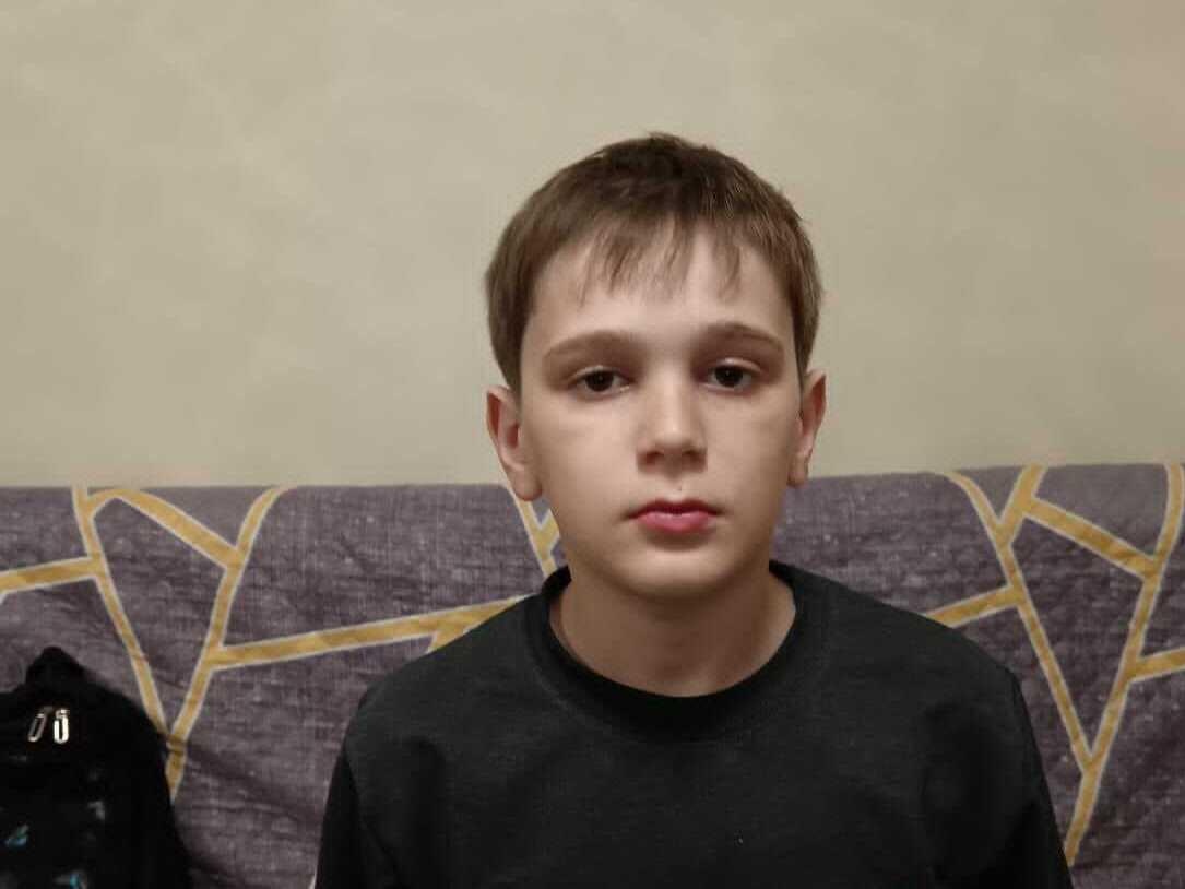Ибрагиму нужна операция, чтобы сохранить зрение!