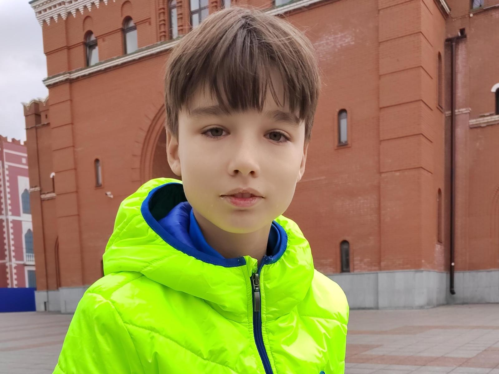 Егор – приёмный ребёнок с аутизмом. Ему нужна реабилитация, чтобы улучшить речевые и социальные навыки!