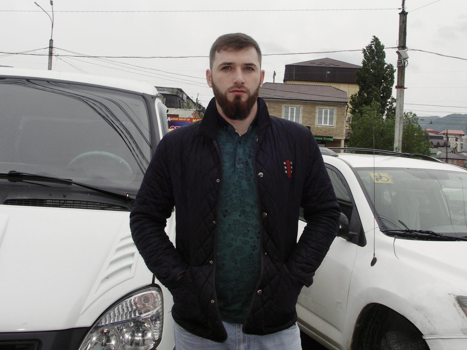 Мураду нужна срочная операция на глаза, чтобы не потерять зрение полностью!