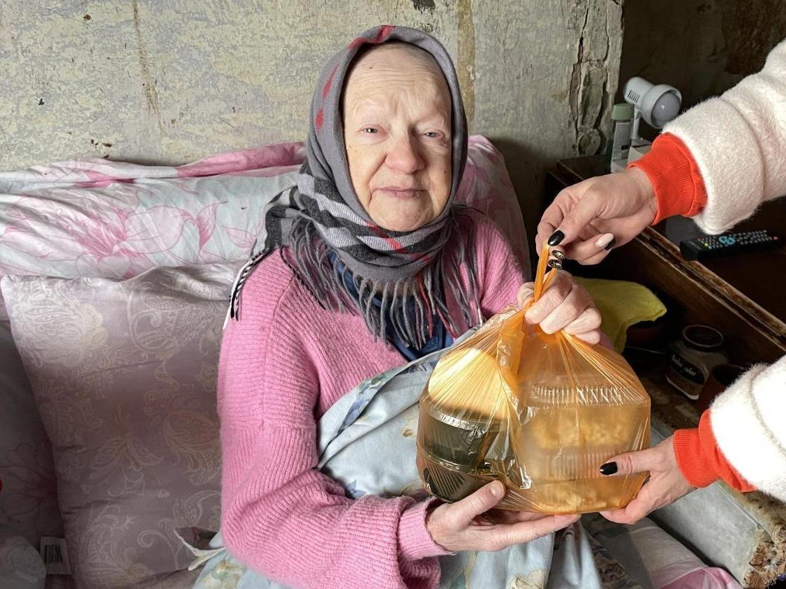 Пожилые люди нуждаются в полноценном ежедневном питании