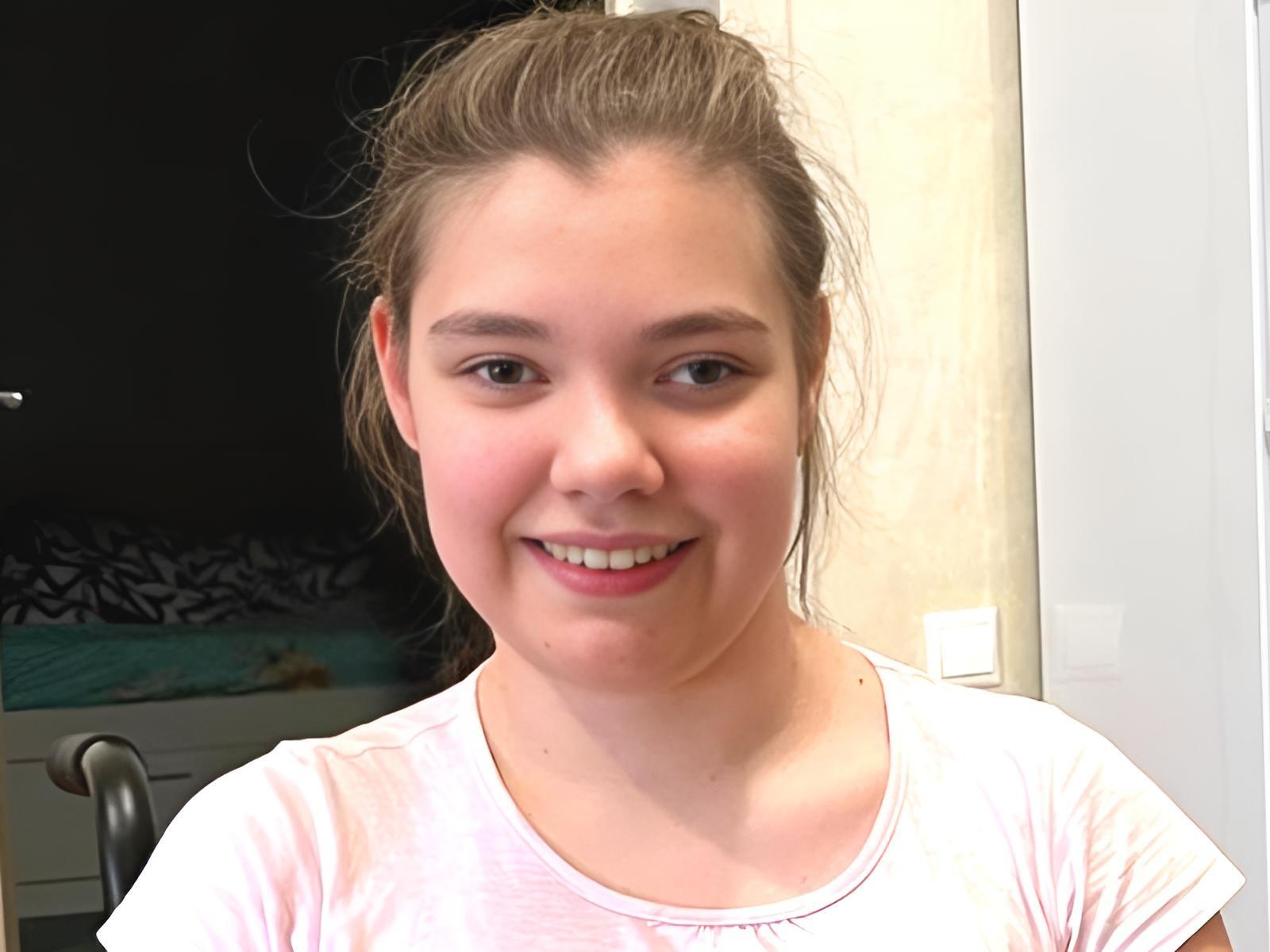 У Ренаты ДЦП. Девочке требуется курс реабилитации, чтобы научиться ходить самостоятельно!
