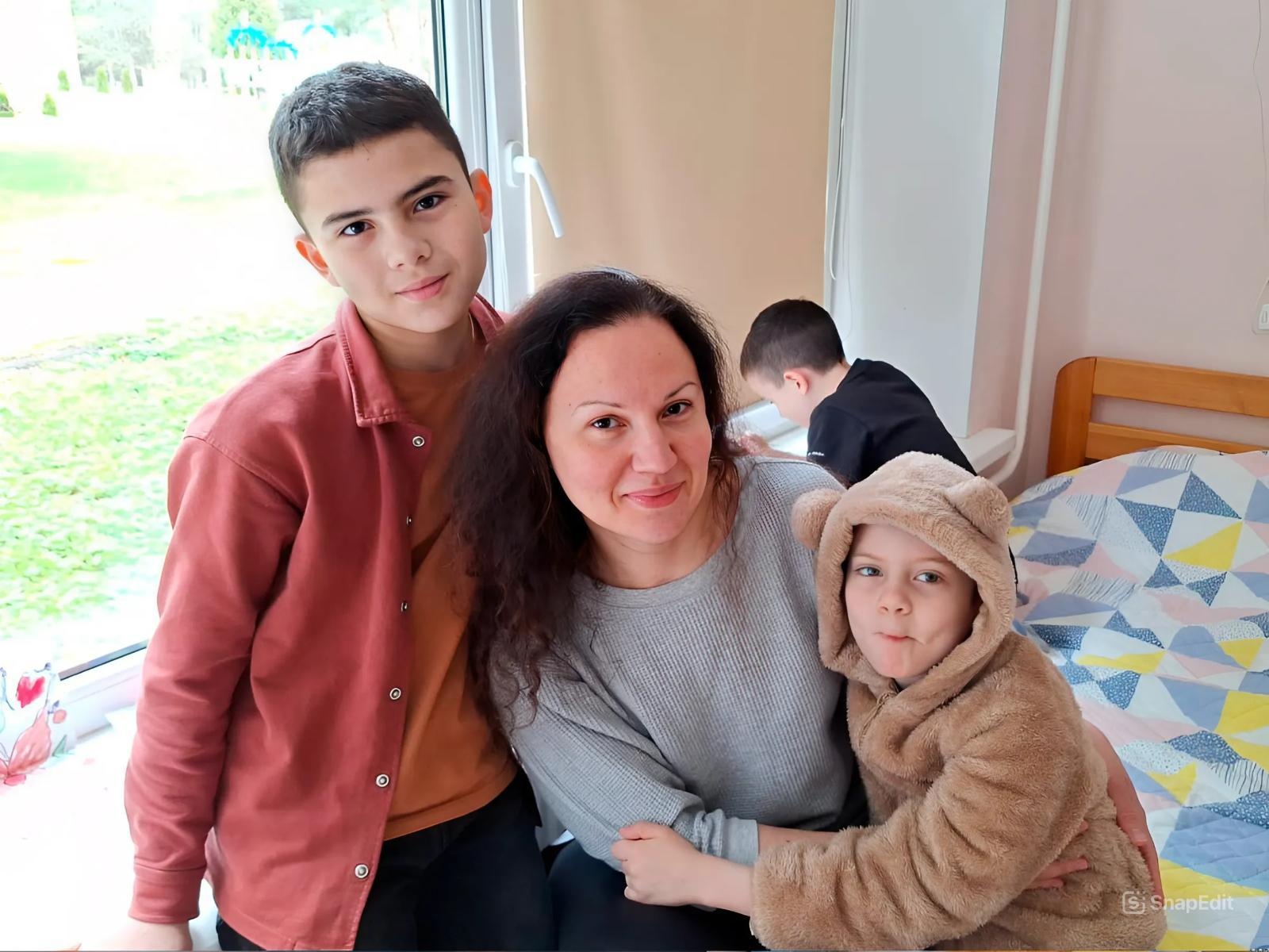 Онкологическое отделение и 40 его маленьких пациентов нуждаются в кроватях!