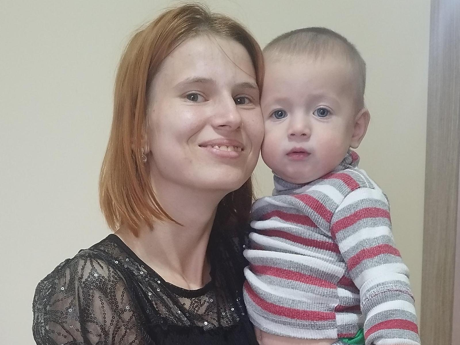 Поможем Карине и другим молодым мамам с опытом сиротства