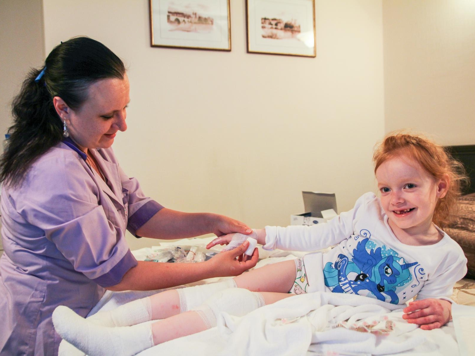 Children with a rare genetic skin disease need an on-site patronage service!