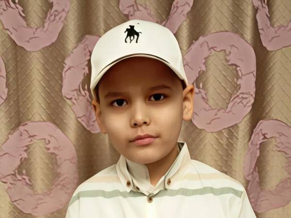 Абдурахмон борется с раком! Ему необходимо дорогостоящее исследование!