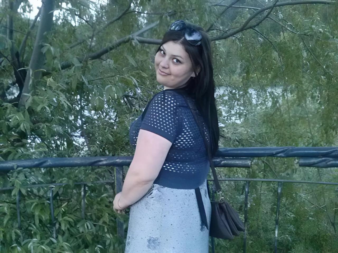 У Анжелы лейкоз, ей нужен курс приема дорогостоящего препарата