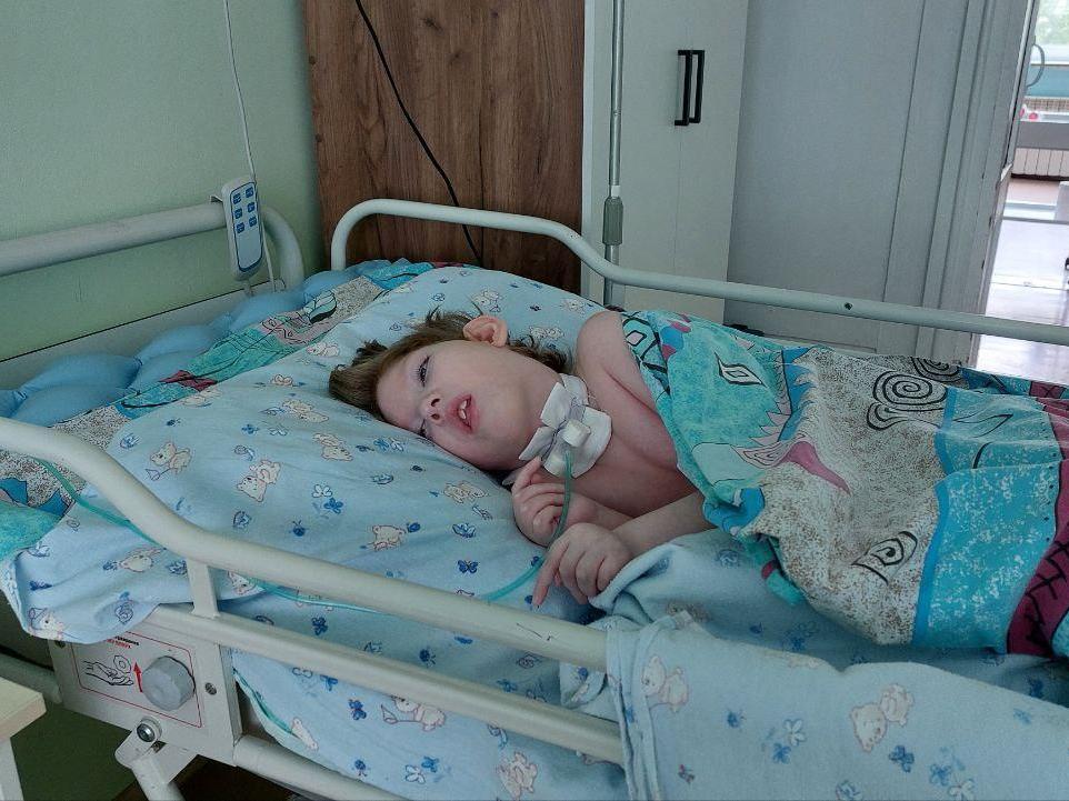 Тагир, оставшийся без попечения родителей, нуждается в помощи нянь на время лечения в больнице!