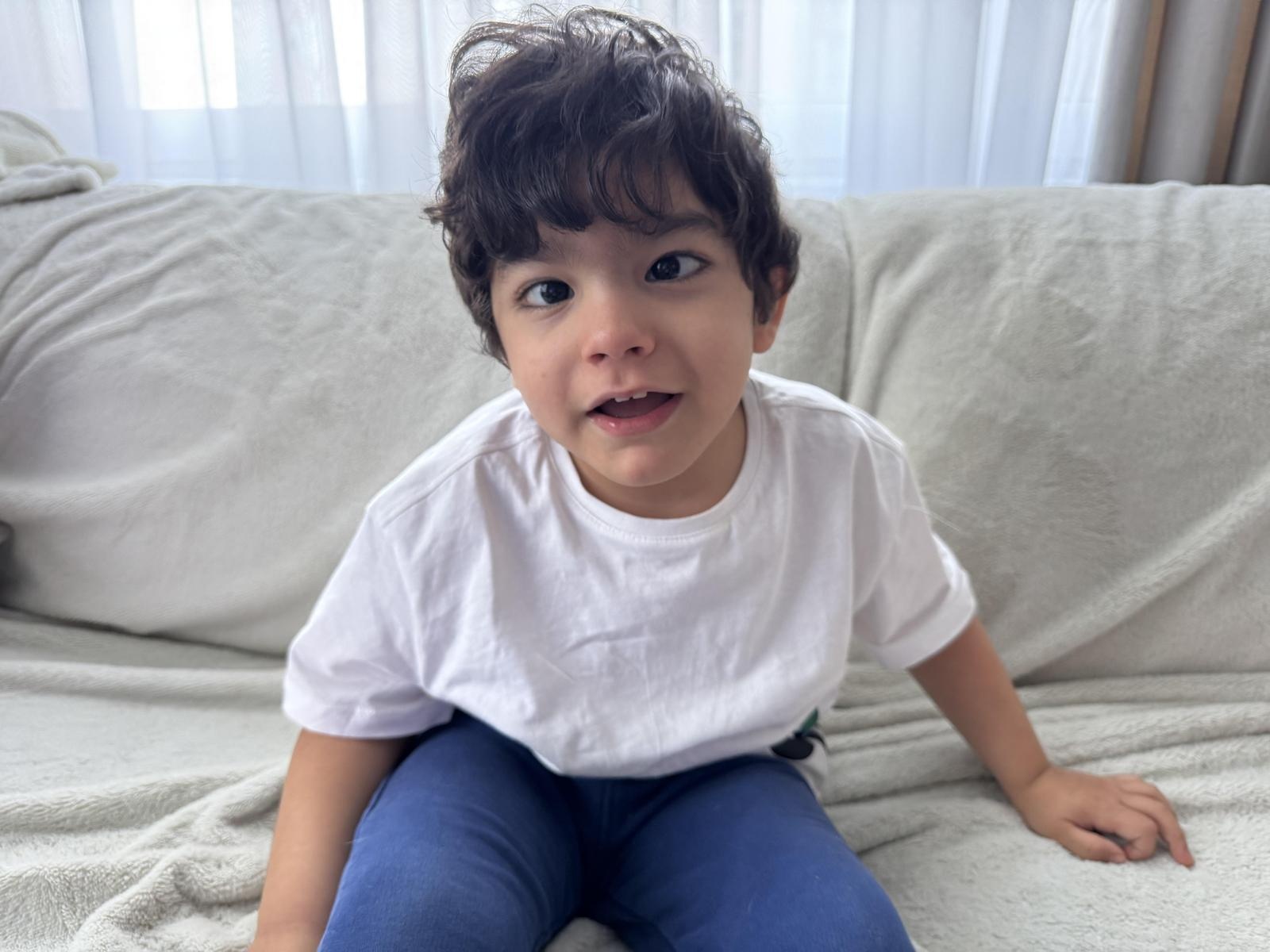 Владимиру с ДЦП необходим курс реабилитации!