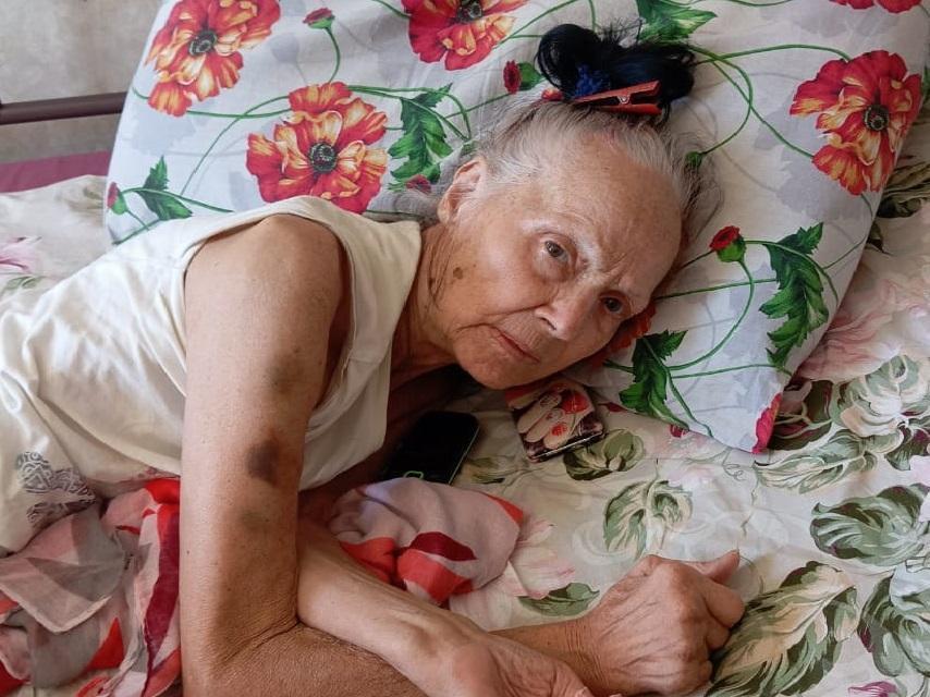 Нелли Степановне и ещё 3 лежачим одиноким пенсионерам необходимы медикаменты для лечения пролежней