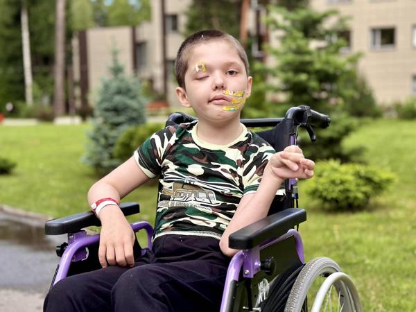 Кириллу необходима реабилитация, чтобы восстановиться после операции на головном мозге