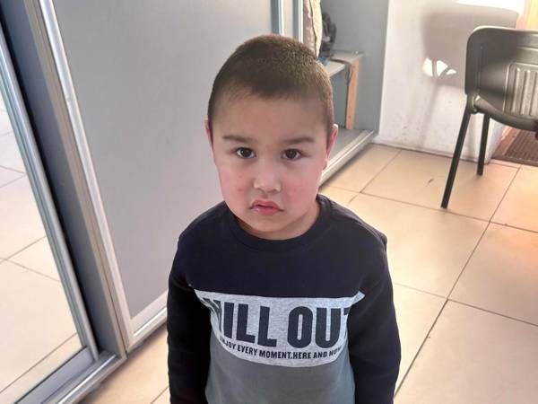 Чтобы улучшить речевые навыки, Ансару необходимо пройти курс коррекции аутизма!