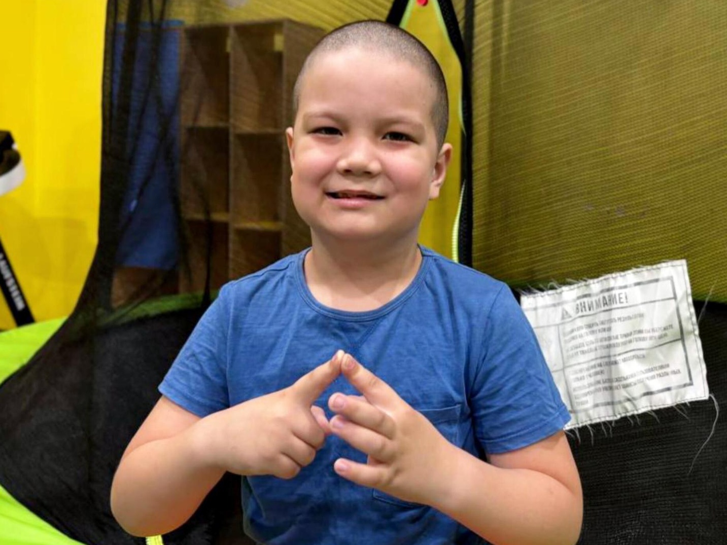 Muslim has autism! To improve his communication skills, the boy needs an intensive course!