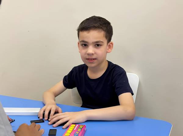 Мухаммаду нужен курс коррекции аутизма, чтобы улучшить речевое и интеллектуальное развитие!