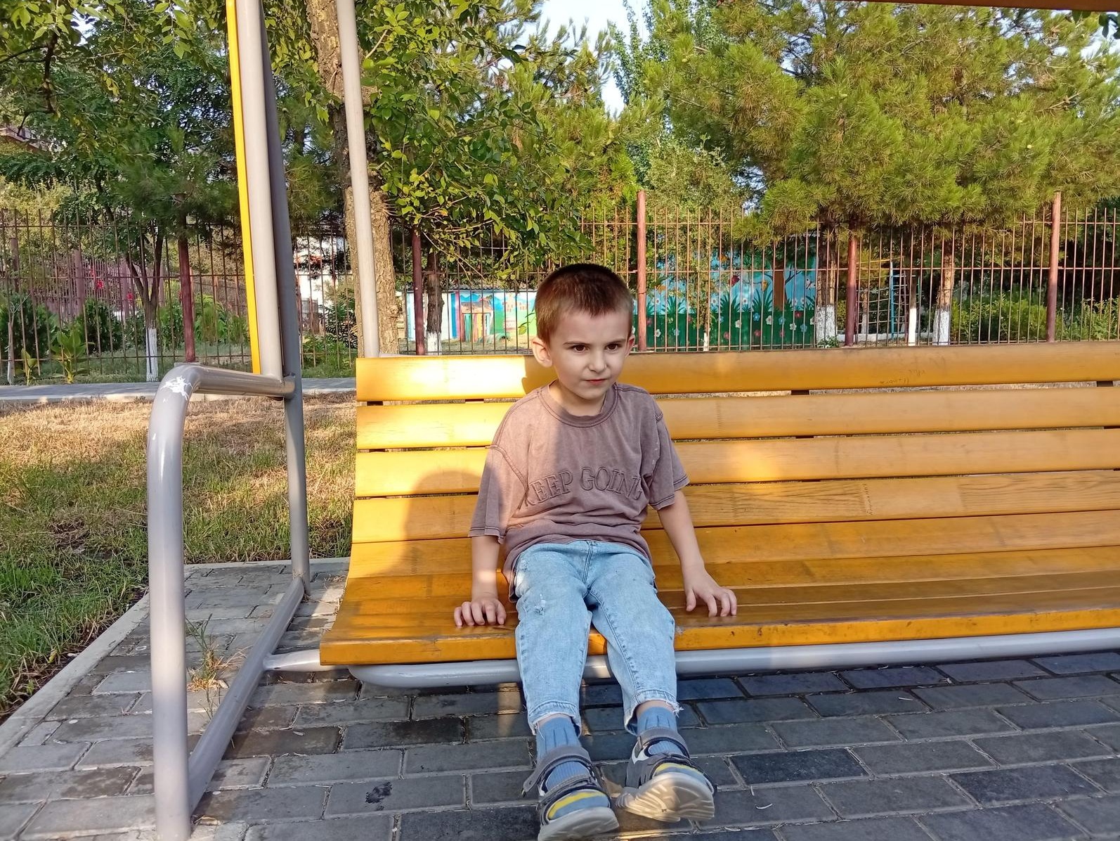 У Асельдара аутизм, ему необходима реабилитация!