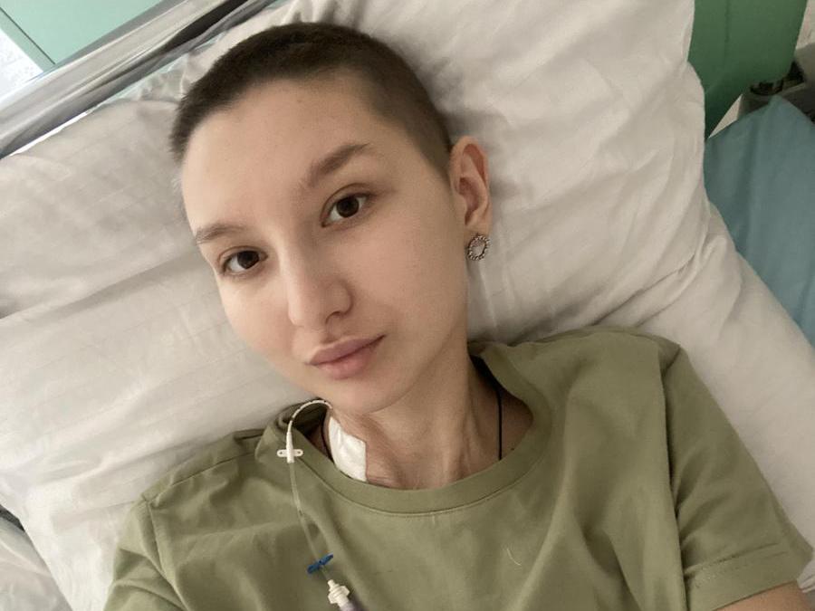 У Марии онкология, ей нужно специальное лекарство