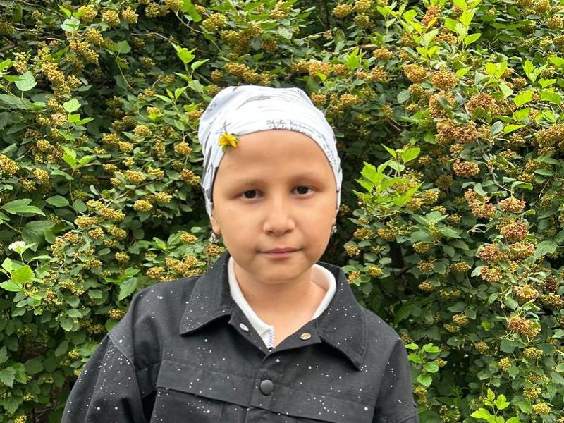 У Хадижи онкология, для успешной борьбы с болезнью ей необходимо генетическое исследование!