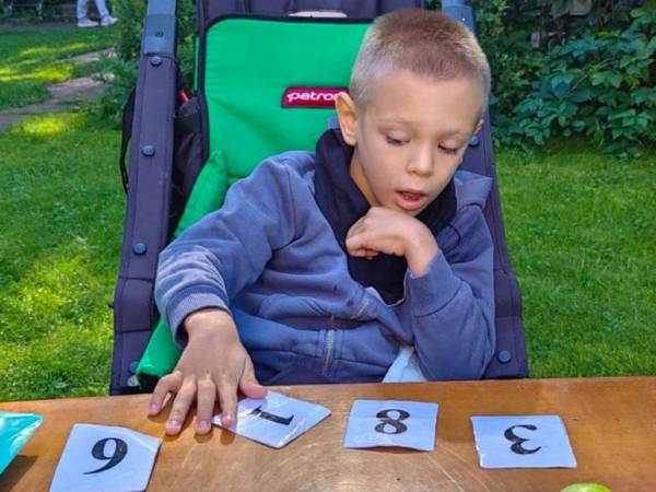 У Даниила ДЦП, ему необходима реабилитация