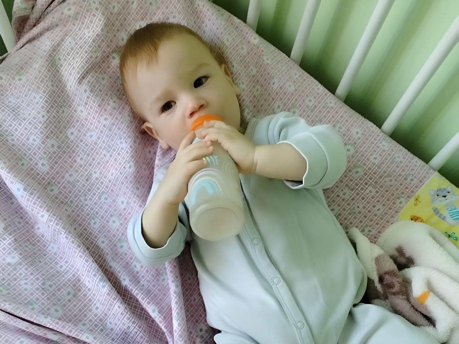 Дима, оставшийся без попечения родителей, нуждается в помощи нянь на время лечения в больнице!