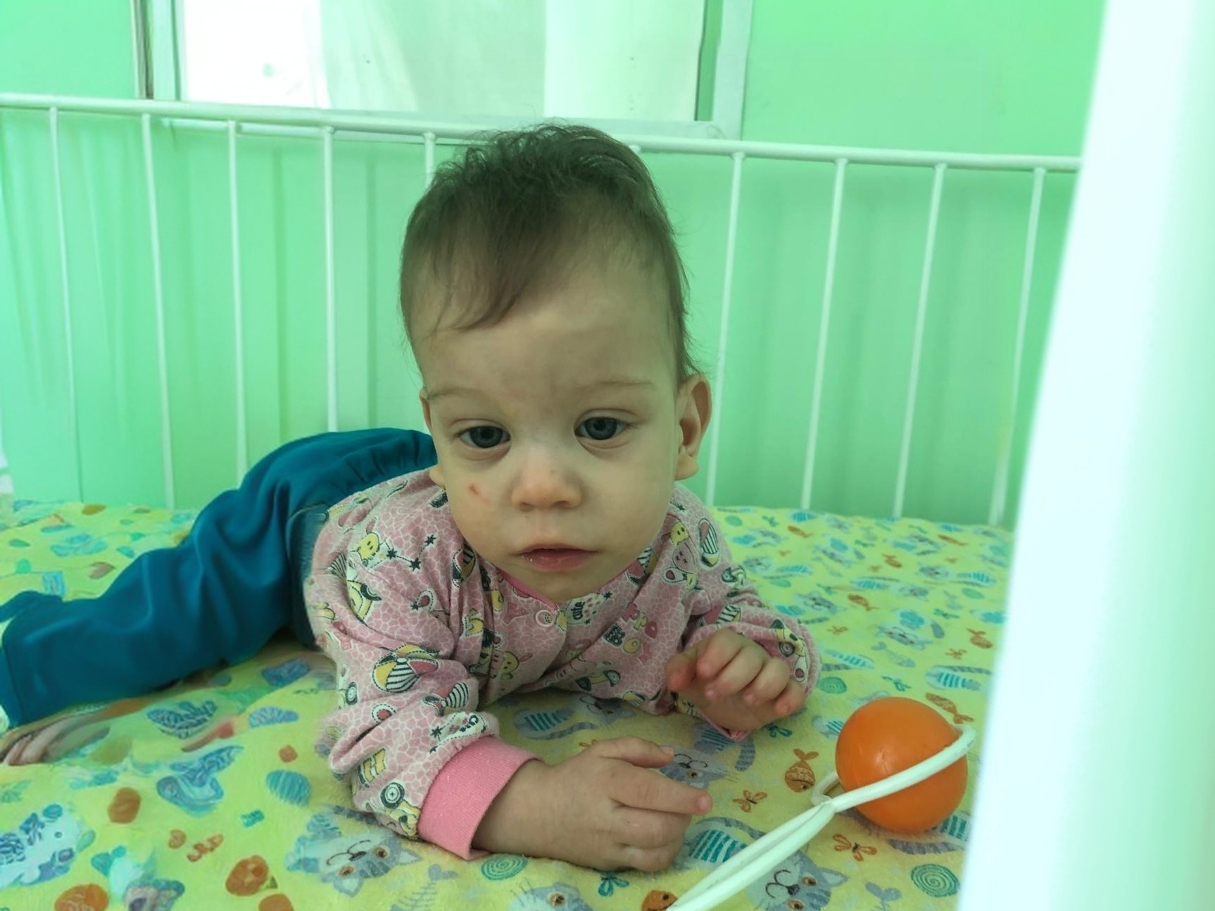 Дамир из дома ребенка нуждается в няне на время лечения!