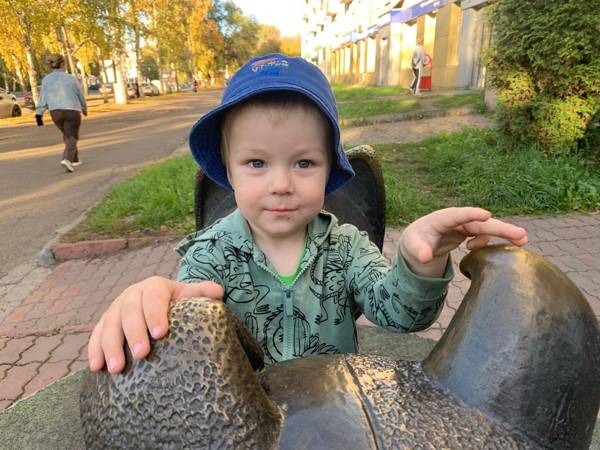 У Лёвы задержка речевого развития! Ему нужна реабилитация!