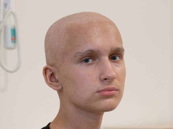 У Сережи рак крови и тяжелые осложнения. Ему нужно лекарство!