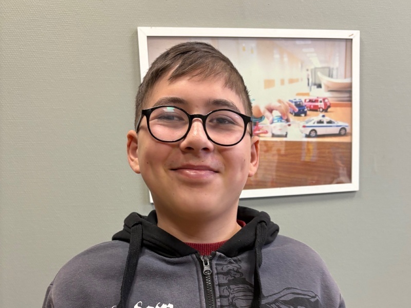 Ratmir needs treatment in an oncology department!