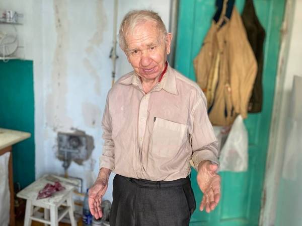 Поможем сделать ремонт в доме одинокого пенсионера, Владимира Федоровича!