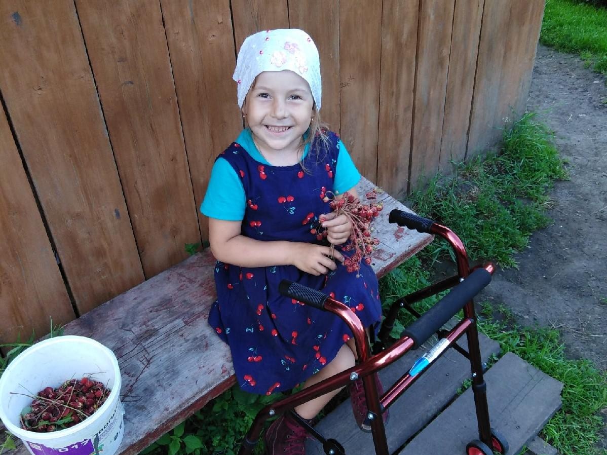 Sonya needs an upright wheelchair to recover from surgery