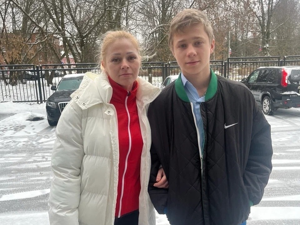 Сбор на оплату труда социального куратора, который поможет Виктории забрать сына из приюта!