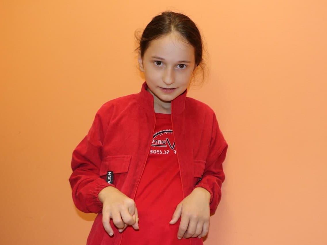 У Раяны аутизм, ей нужна помощь в оплате курса реабилитации!
