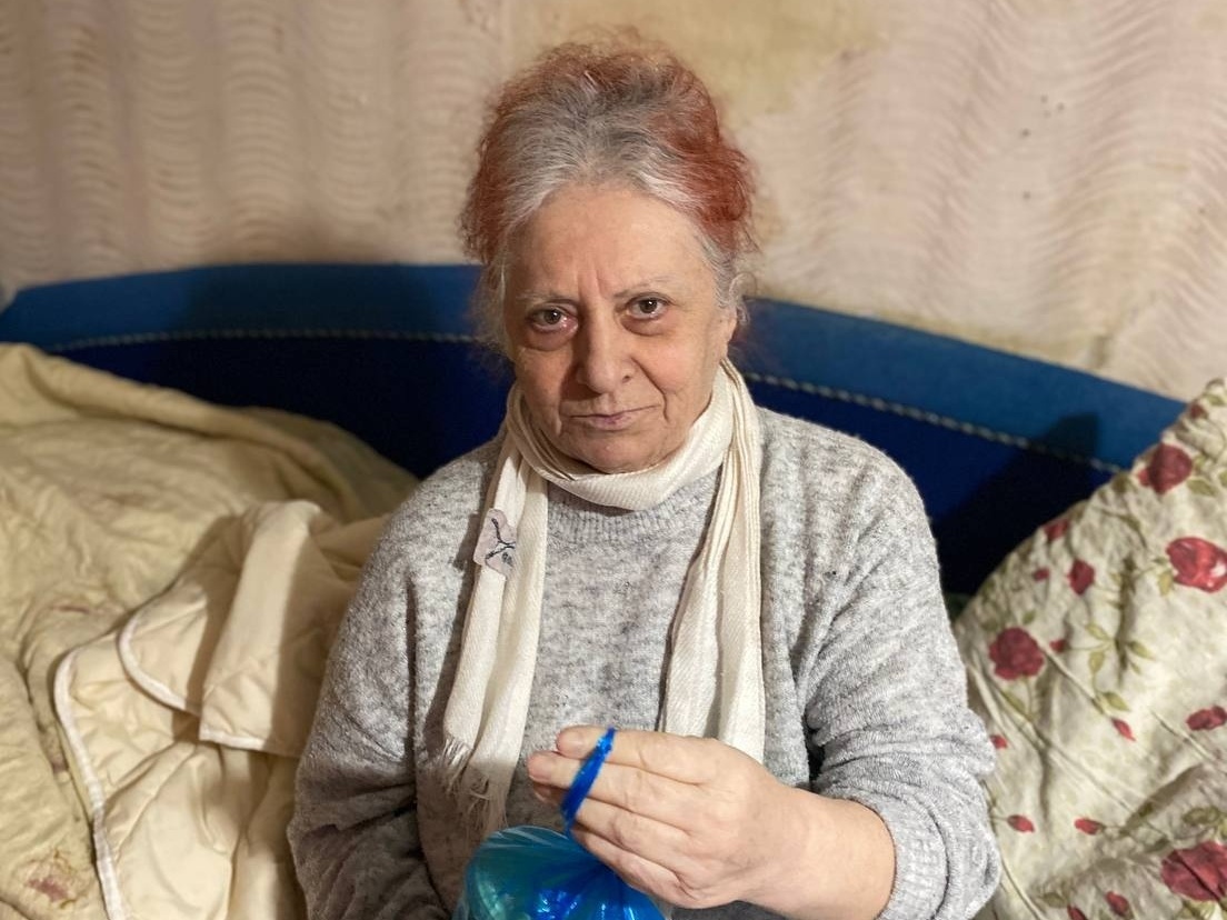 Обеспечим нуждающихся пожилых людей горячими обедами из социальной столовой!