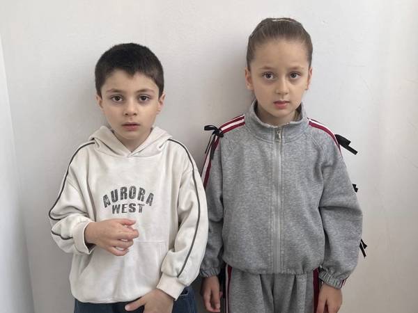 У Нефтуллы и Малики аутизм и задержка психоречевого развития. Им нужна реабилитация!