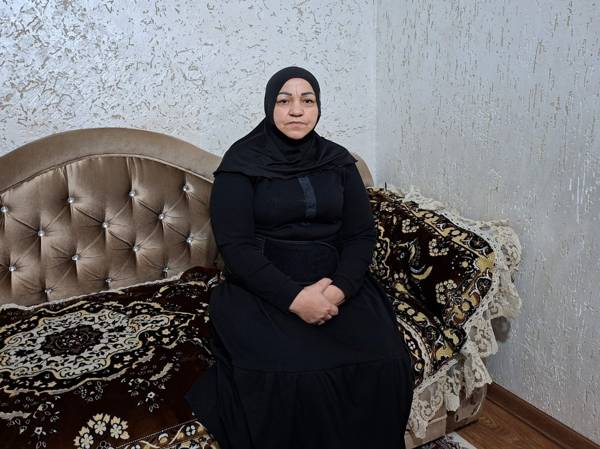 У Багистан тяжёлое заболевание позвоночника, ей необходимо лечение!