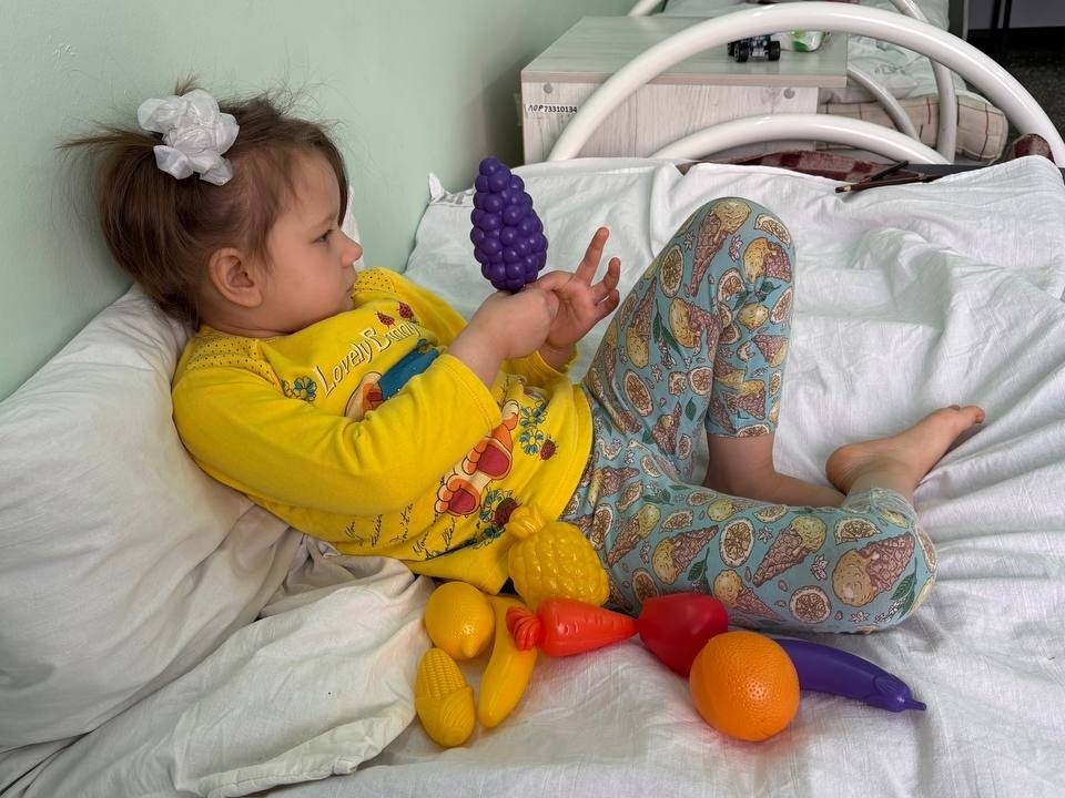 Даша из дома ребенка нуждается в помощи нянь на время лечения в больнице!