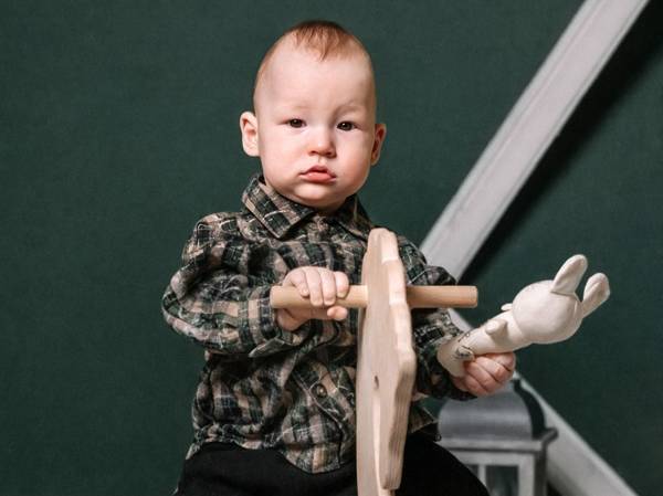 У Артема деформация черепа, ему нужна операция