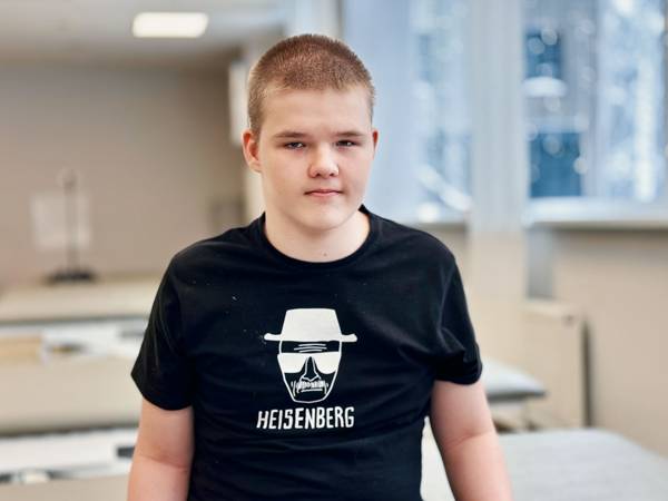 У Никиты перелом позвоночникa: курс реабилитации поможет встать на ноги!