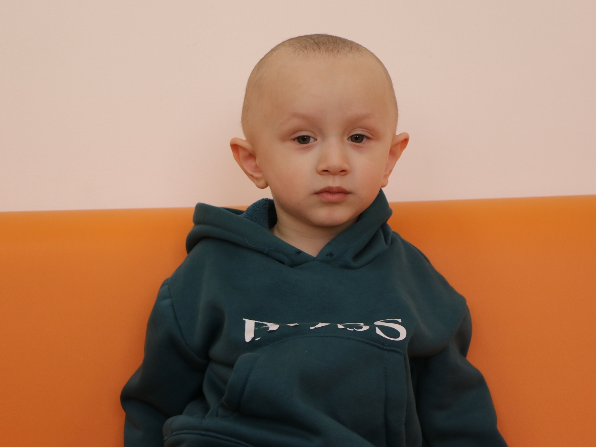 У Мухаммада аутизм, ему нужна реабилитация!