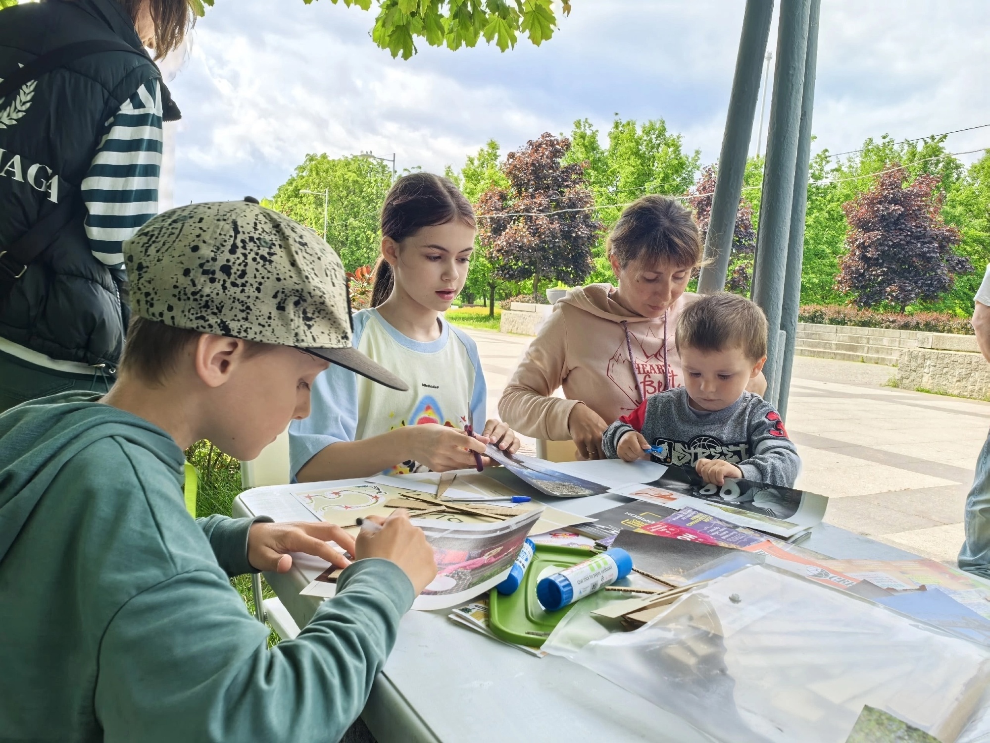 Useful Prizes: Support Children Learning to Save the Planet