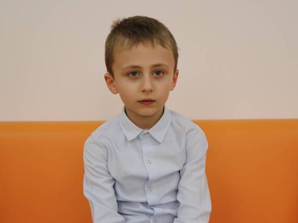 У Мухаммада задержка психического развития. Давайте поможем ему пройти реабилитацию!