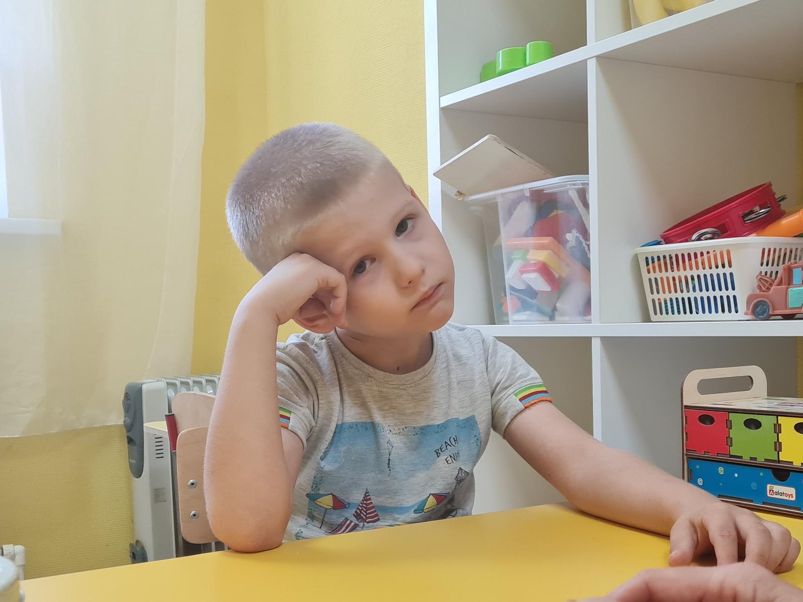 У Димы аутизм, нужна интенсивная программа реабилитации!