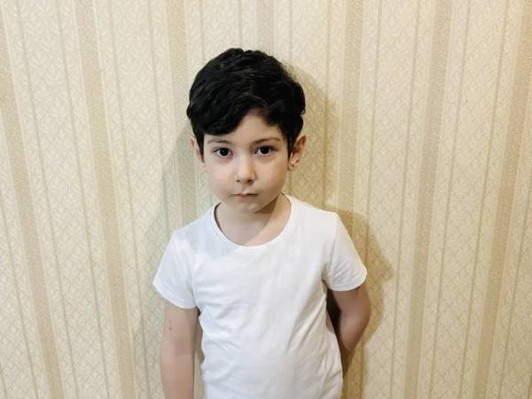 У Магомеджалила ЗПРР с нарушением поведения. Ему нужен курс реабилитации